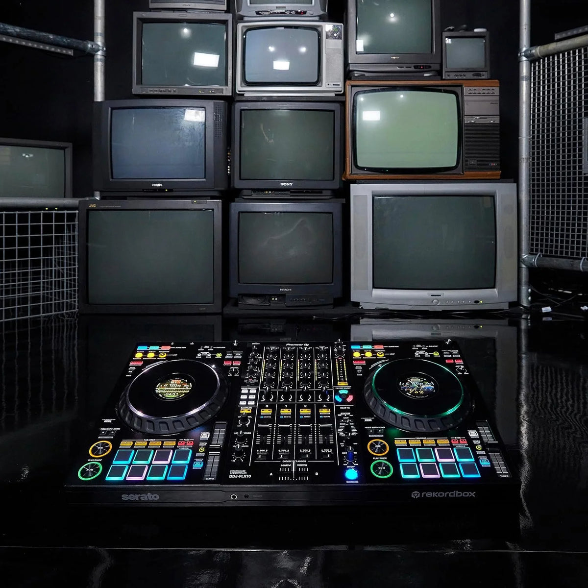 Pioneer DJ DDJ-FLX10 4-Channels DJ Controllers 16 Perfmance Pads