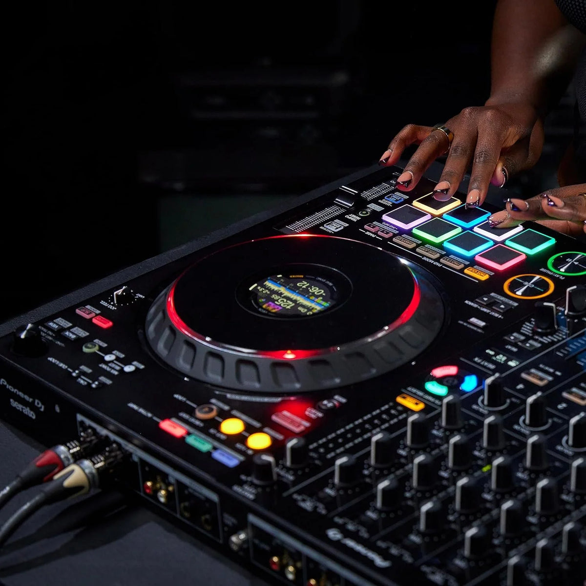 Pioneer DJ DDJ-FLX10 4-Channels DJ Controllers 16 Perfmance Pads